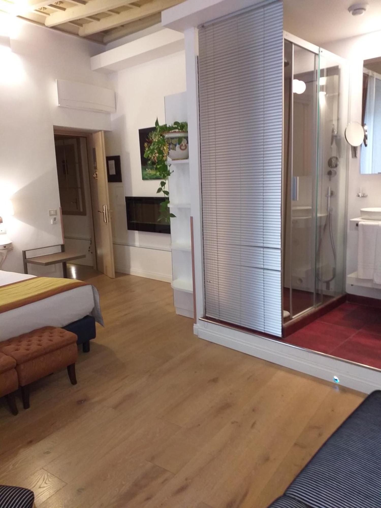 Excellent Trinity Rooms Рим Экстерьер фото