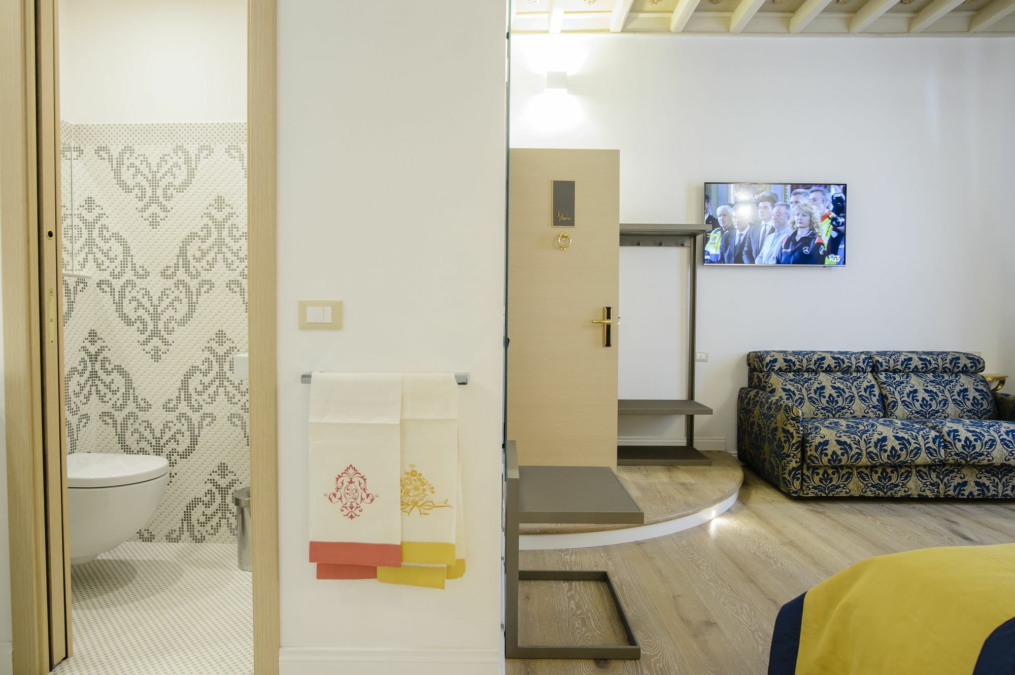 Excellent Trinity Rooms Рим Экстерьер фото